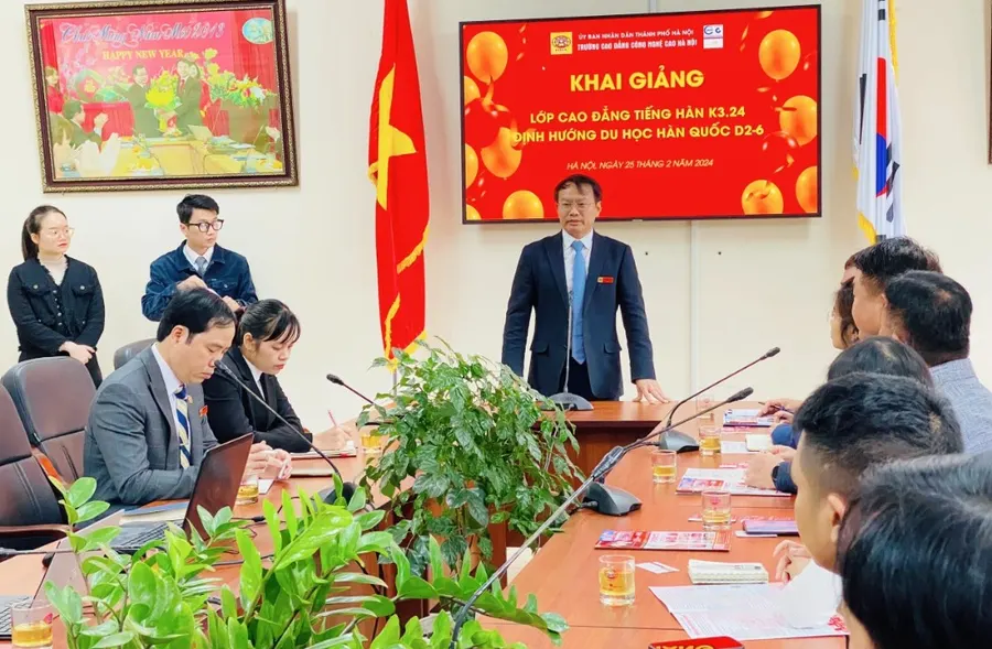 Trường Cao đẳng Công nghệ cao Hà Nội khai giảng lớp Cao đẳng tiếng Hàn, định hướng du học Hàn Quốc