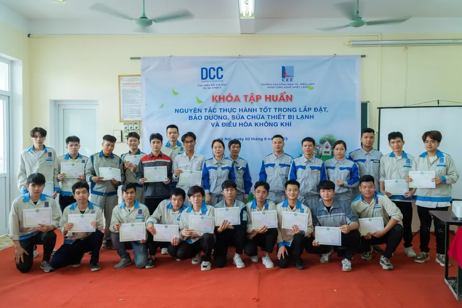 Tập huấn “Nguyên tắc thực hành tốt trong lắp đặt, bảo dưỡng, sửa chữa thiết bị lạnh, điều hoà KK"