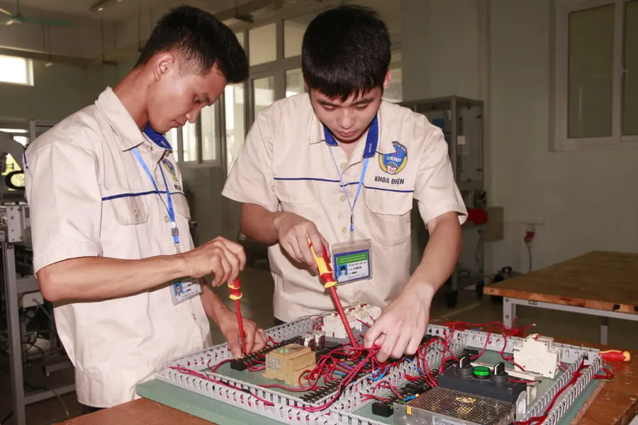 Phát triển 5 giá trị cốt lõi của con người trong giáo dục nghề nghiệp