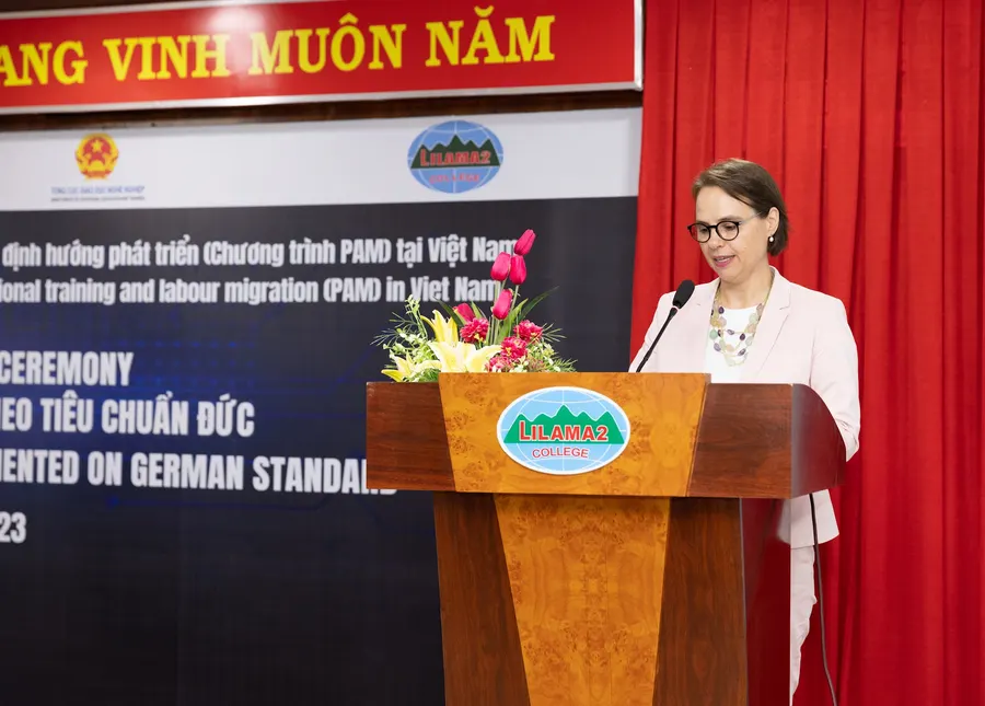 Bế giảng khóa đào tạo cắt gọt kim loại theo tiêu chuẩn Đức đầu tiên ở Việt Nam