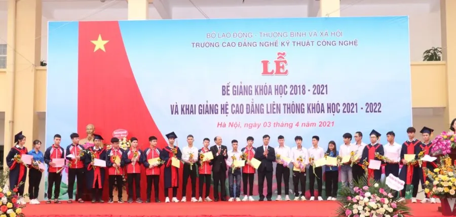 HSSV Cao đẳng nghề Kỹ thuật công nghệ: Hái “quả ngọt” từ lựa chọn học nghề