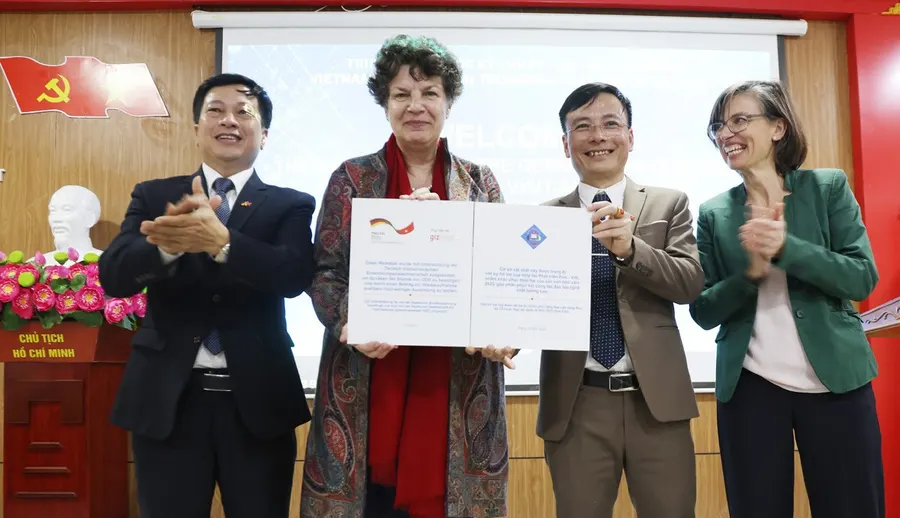 Kết nối hợp tác giữa Trường Cao đẳng Kỹ thuật Việt Đức với doanh nghiệp Đức