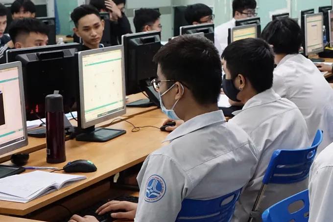 Thành công với ngành học đón đầu xu hướng công nghệ 4.0 - 2