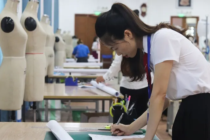 Sinh viên các trường nghề có thể học cùng lúc 2 nghề - 2