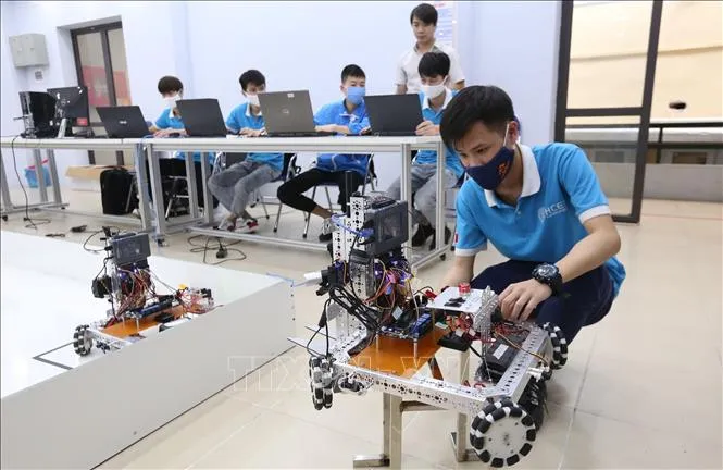 Trường nghề mòn mỏi đợi hướng dẫn giảng dạy khối phổ thông
