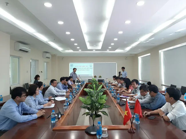 Đại học Xây dựng Miền Trung ký hợp tác đào tạo với Cao đẳng Kỹ nghệ II
