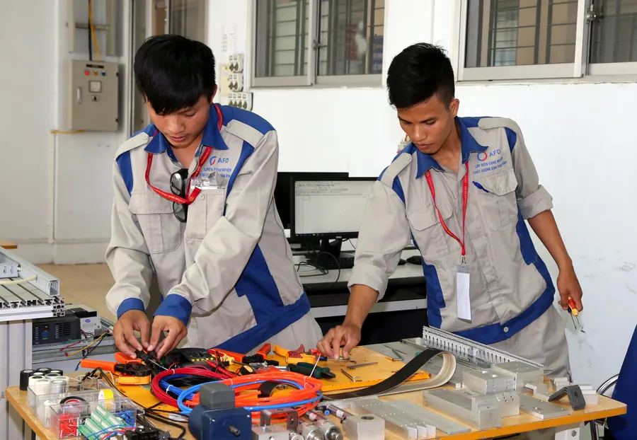 Tự chủ tài chính: Phép thử đối với trường nghề