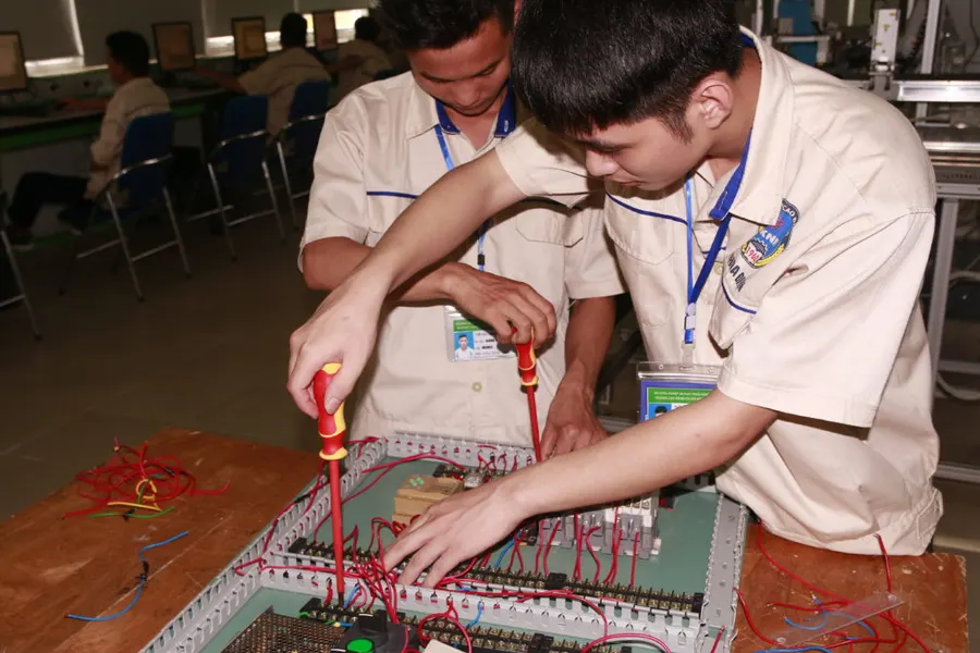 Phát triển 5 giá trị cốt lõi của con người trong giáo dục nghề nghiệp