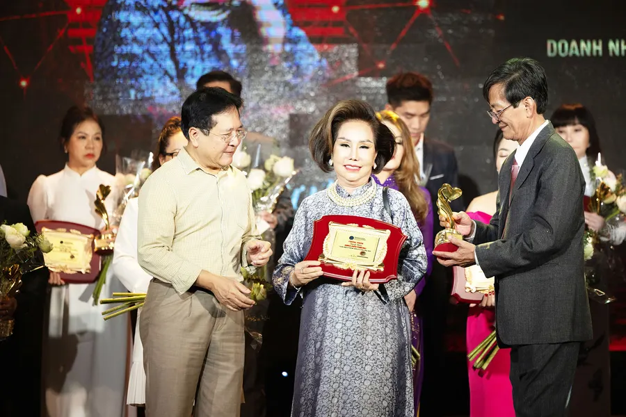 "Gala vinh danh nghệ sĩ, doanh nhân có trái tim nhân ái 2023": Gắn kết, chia sẻ yêu thương
