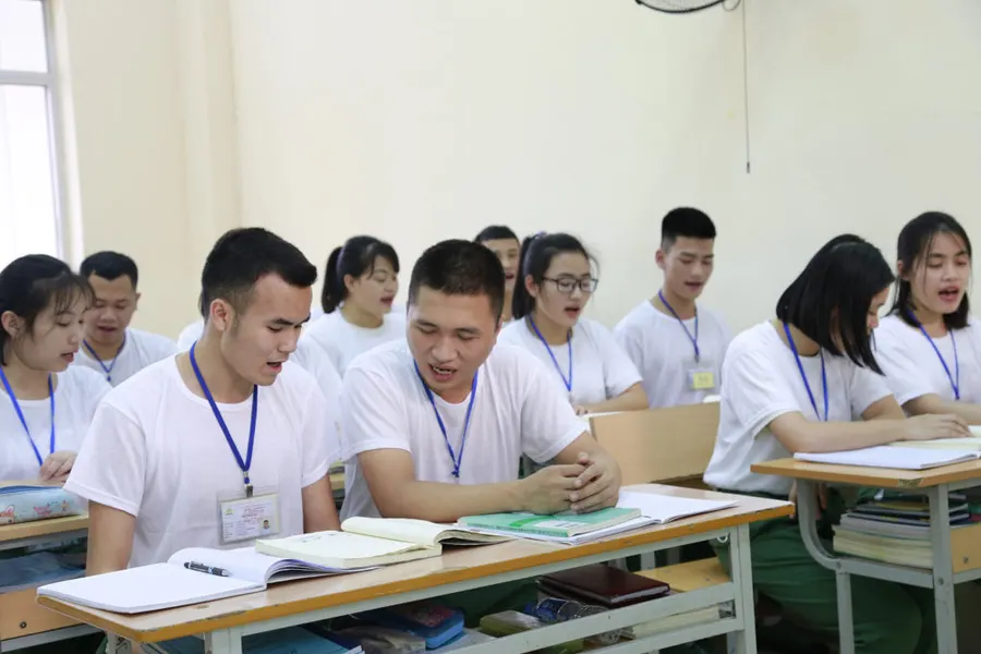 Trường Cao đẳng Kỹ thuật Công nghệ - Bách khoa: Đào tạo gắn với cam kết tất cả sinh viên sau tốt nghiệp có việc làm