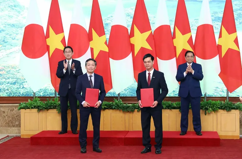 Trường CĐ Nghề Kỹ thuật Công nghệ và Khu Công nghiệp Thăng Long ký Biên bản ghi nhớ hợp tác