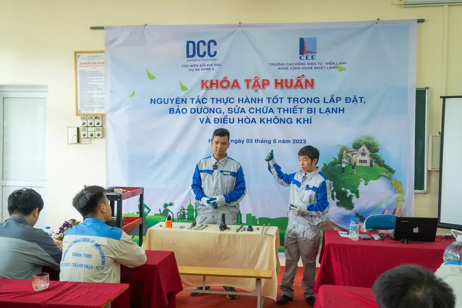 Tập huấn “Nguyên tắc thực hành tốt trong lắp đặt, bảo dưỡng, sửa chữa thiết bị lạnh, điều hoà KK"
