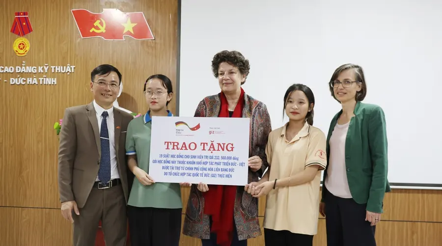 Kết nối hợp tác giữa Trường Cao đẳng Kỹ thuật Việt Đức với doanh nghiệp Đức